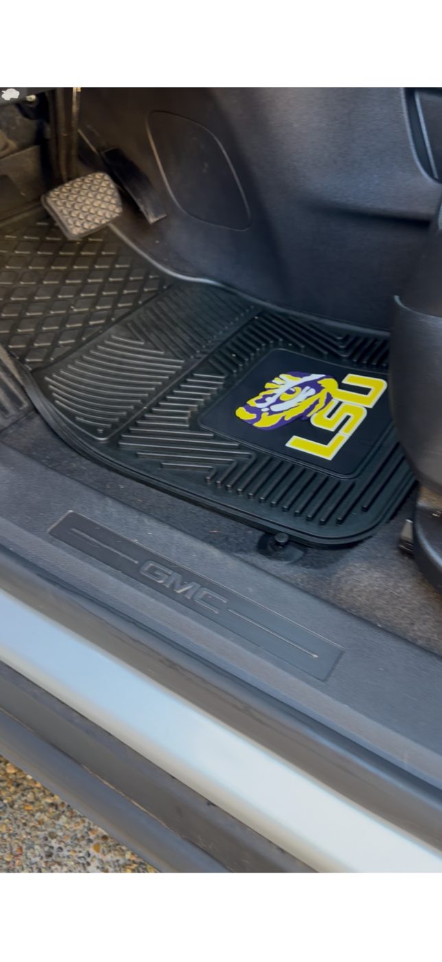 GMC Sierra mats after detail